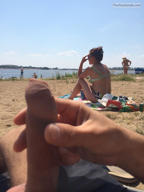 Public Flashing Pics Dick Flash Pics  : nude cock walkingandswinging:Relaxation with a public beach…