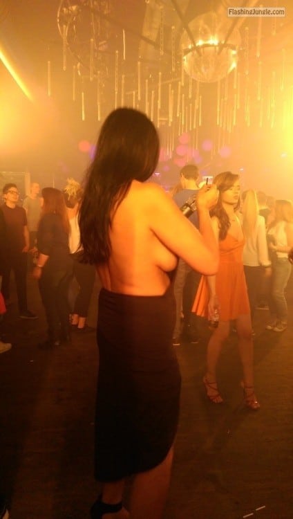 Voyeur Pics Public Flashing Pics MILF Flashing Pics Boobs Flash Pics  : Mimi wearing a sideboob halter dress in a club