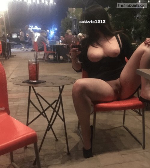 juicy boobs gif - Juicy cunt round boobs show off after few cocktails - Boobs Flash Pics