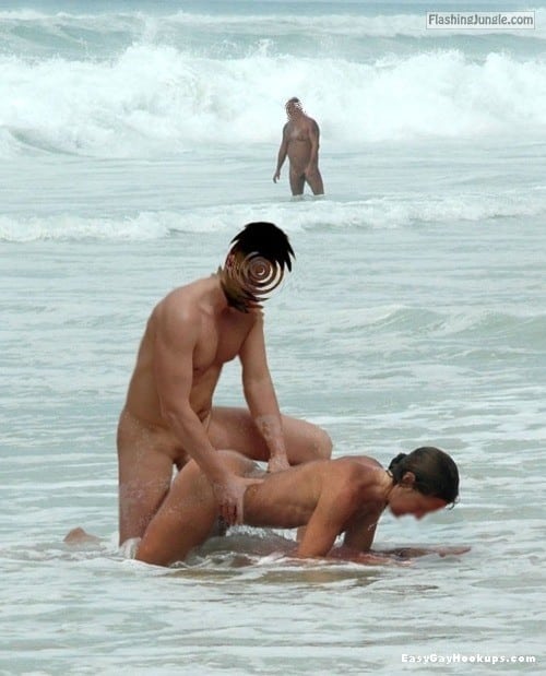 beachsunandsex:Get BIGGER and stay HARDER for LONGER!... public flashing