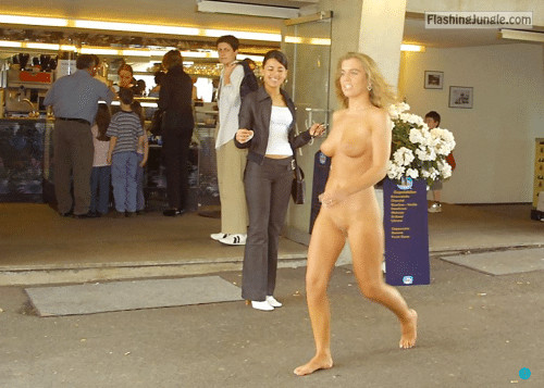 Public Flashing Pics  : fight women pussy public pics nakedcascadia:#exhibitionist – The smile on the woman’s face…