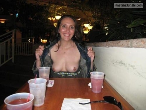 ebony flasher - getting-in-public:flashers in in abundance =>… - Public Nudity Pics