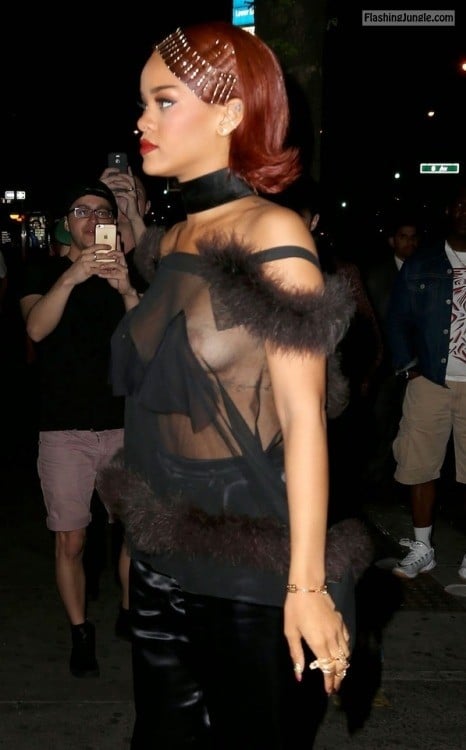 Public Flashing Pics  : wardrobemalfunction:Rihanna – Seethru – Nipples