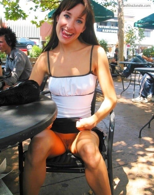 Public Flashing Pics  : enticing-dress-code:Commando girlfriend