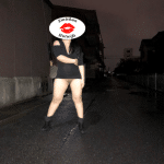 Curvy wifey loses her panties in the dark