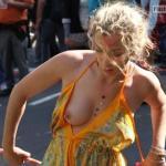 nipple,boobs,cleavage and pussy exposed at public places 65