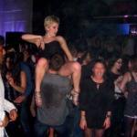 Blonde stripper is getting pussy licking at college party