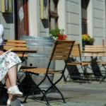 Big breasts – lady with glasses and deep cleavage in public