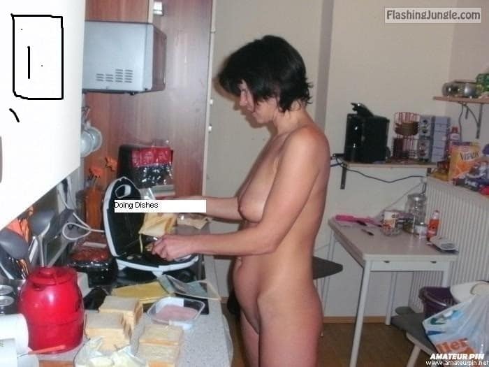 MILF Flashing Pics: Fully nude wife in the kitchen