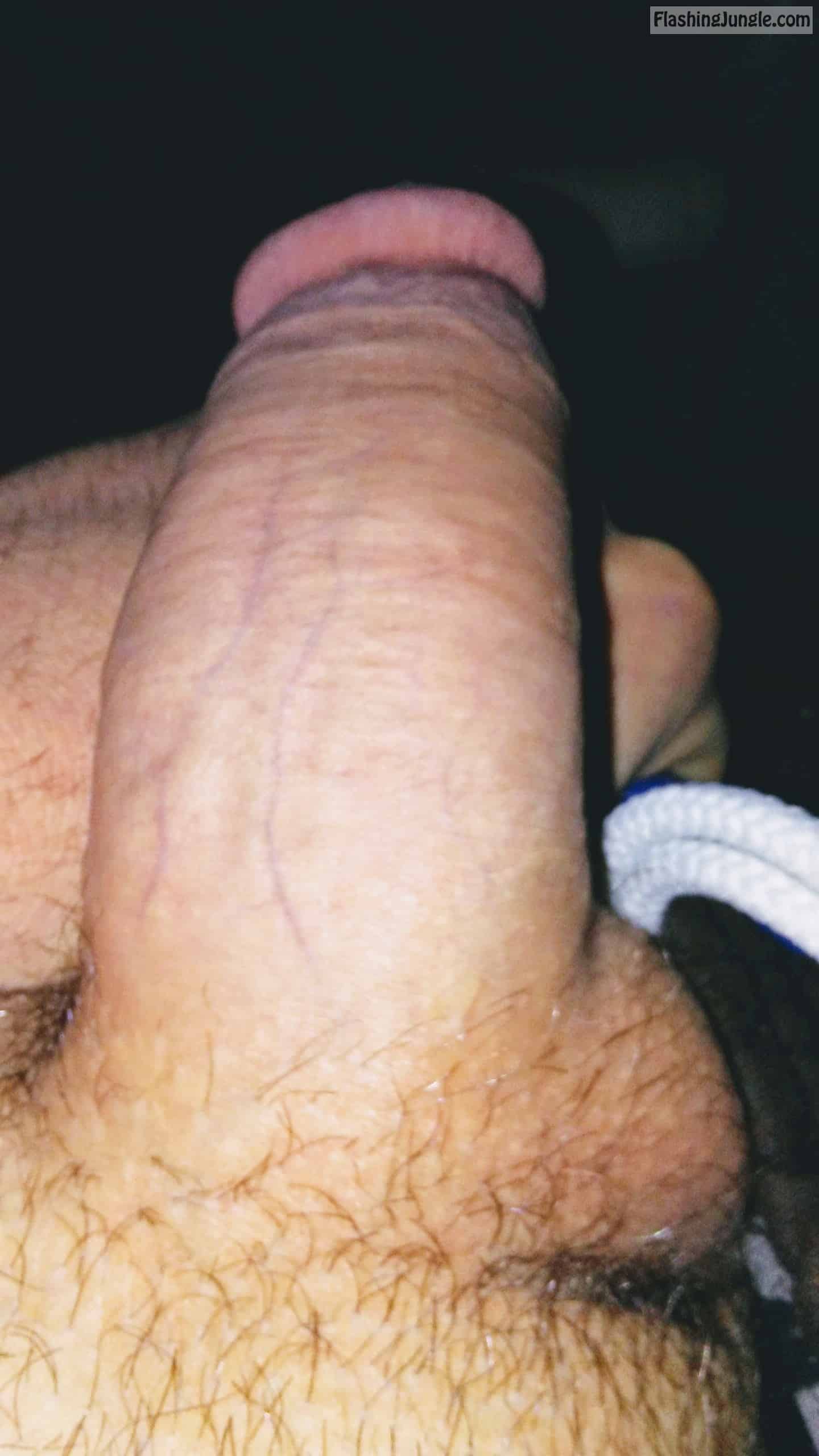 Real Amateurs Dick Flash Pics  : Limp penis