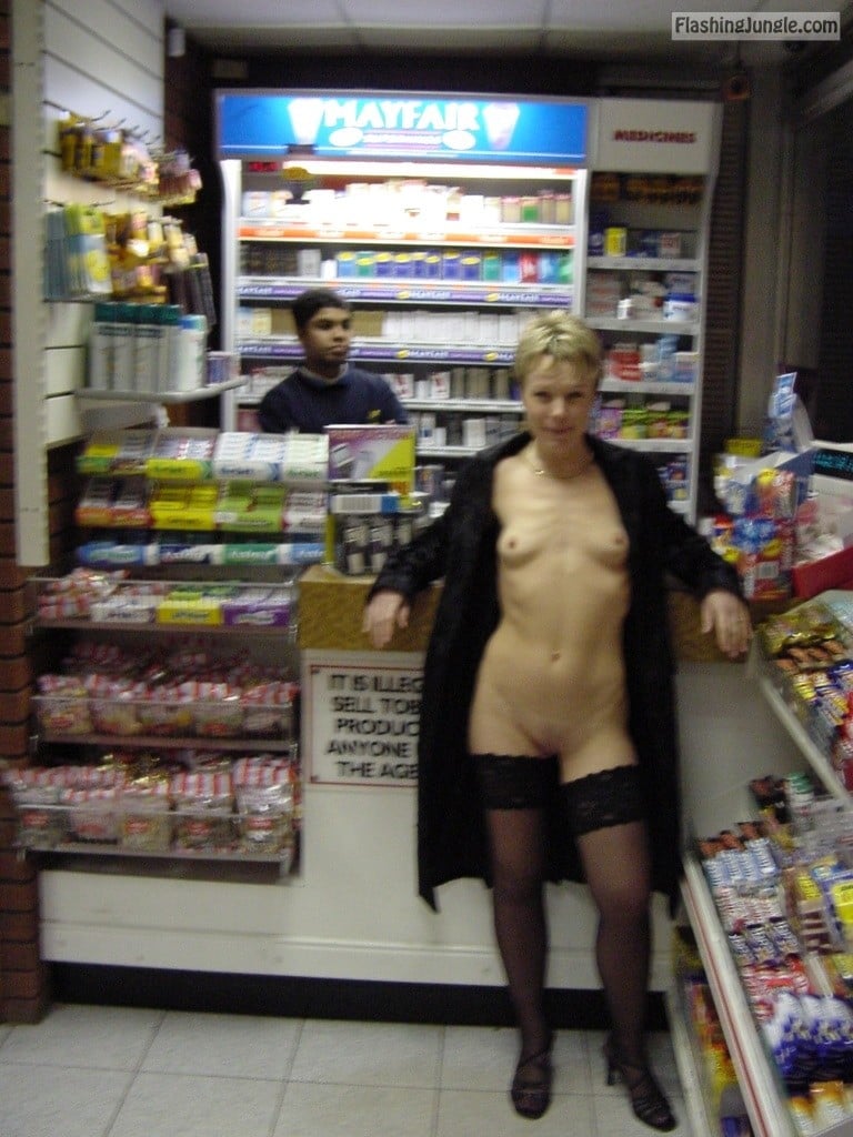 sharking tumblr - tumblr_m9bnkbydxz1qljyilo1_1280 - Flashing Store Pics