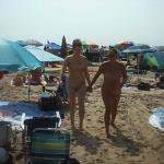 Sexy beach bitches (1)