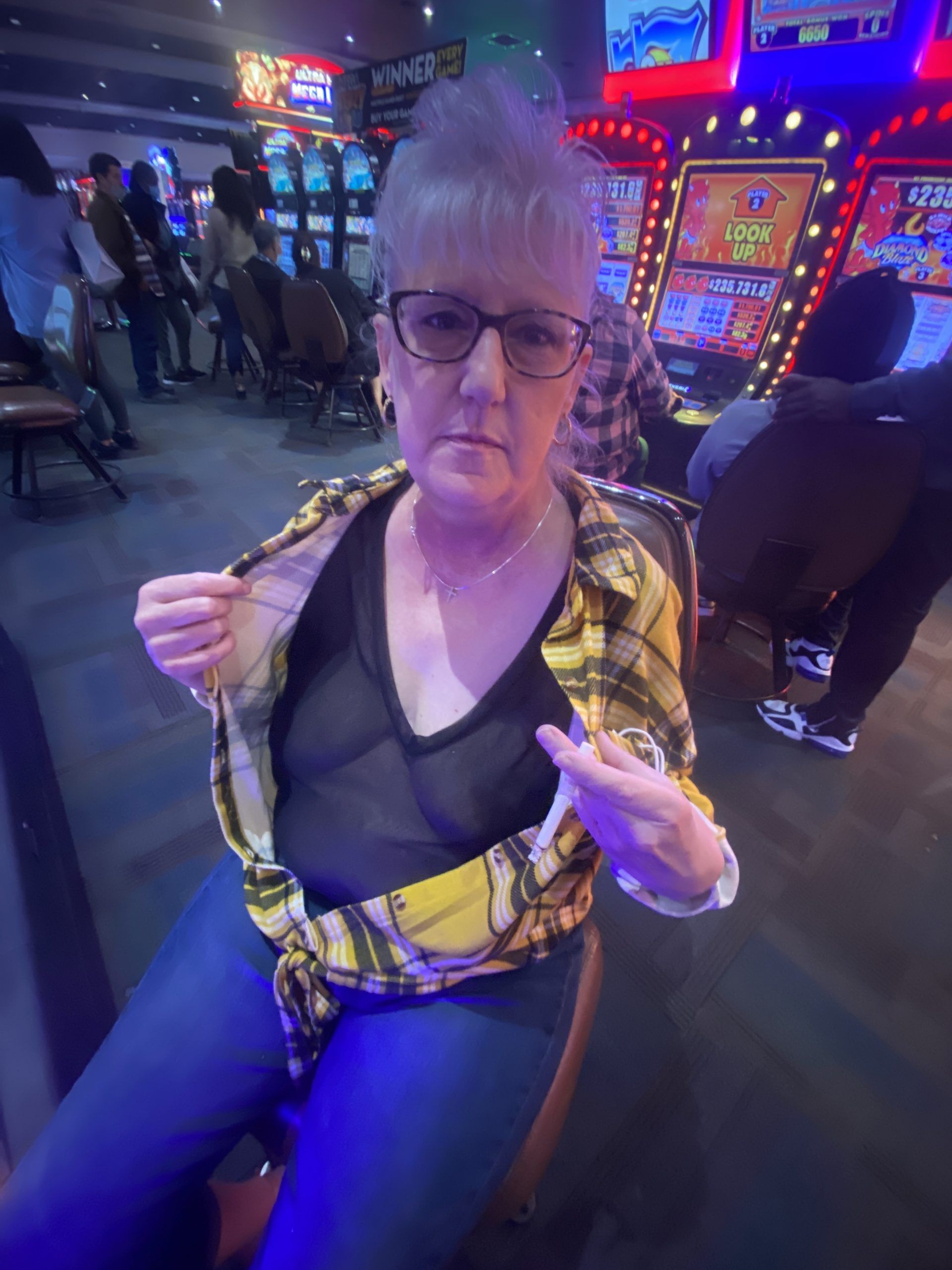 Granny Tits Up Blouse - Granny in See-through Blouse Flashing at Casino Boobs Flash Pics, Hotwife  Pics, Mature Flashing Pics, Public Flashing Pics, Real Amateurs from  Google, Tumblr, Pinterest, Facebook, Twitter, Instagram and Snapchat.