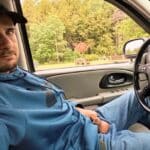 Small Dick flash at the car