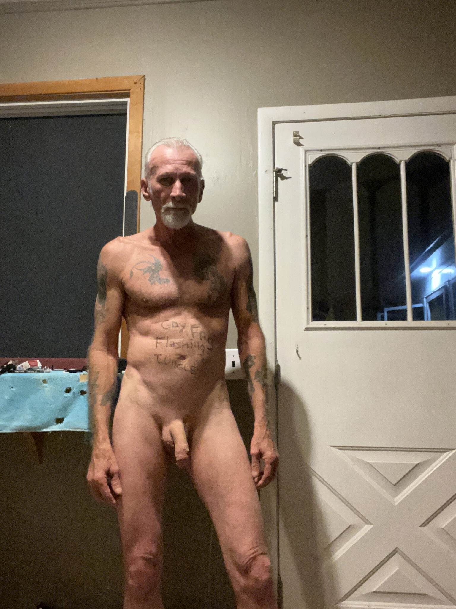 dick flash handjob - Mature and naked nudist with tattoos Mature nude guy shows off his body and naked dick.  - Dick Flash Pics