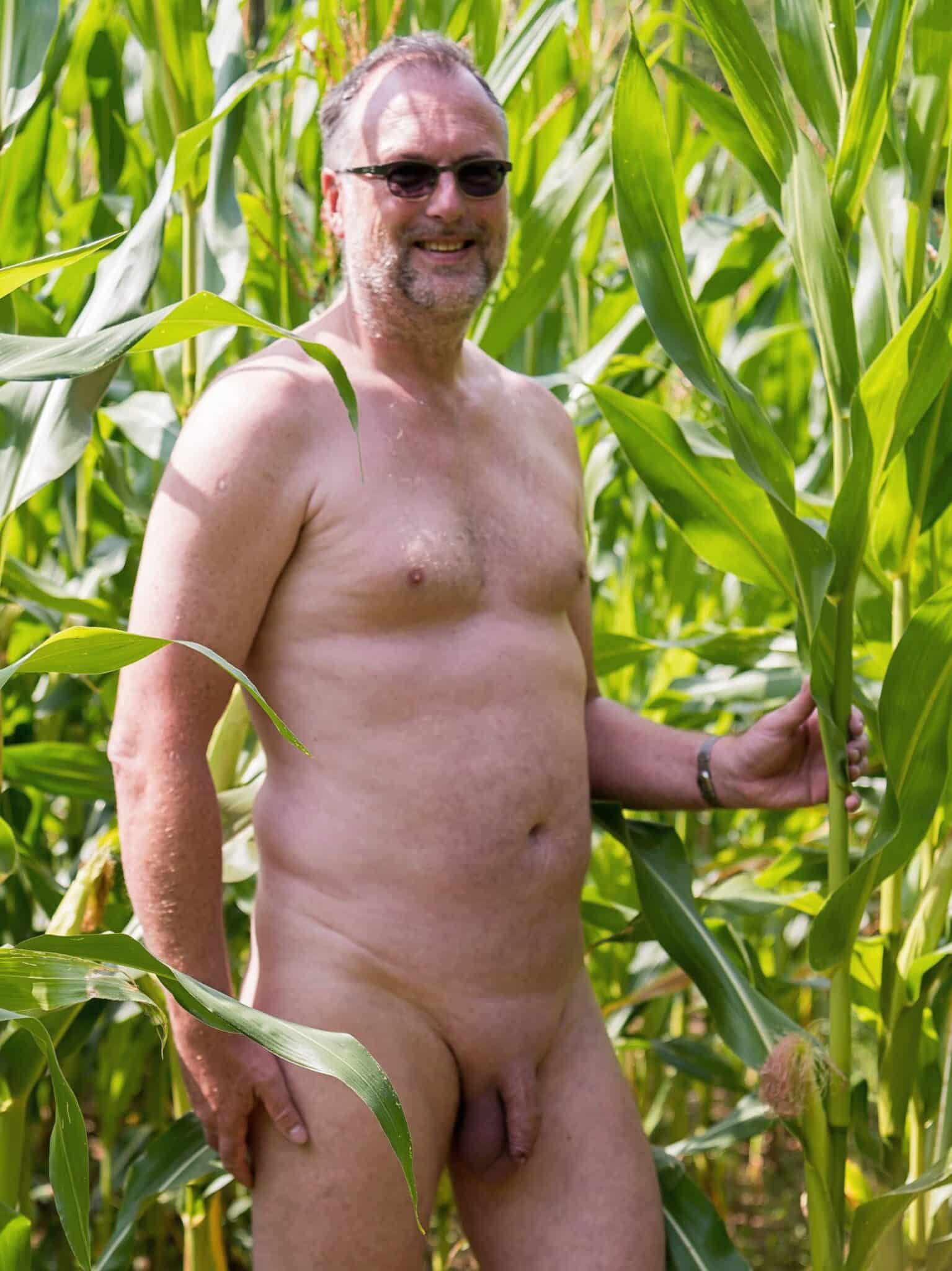 african jangli man huge cock pic - Naked cock on a corn field Mature nude man stands on a corn field. - Dick Flash Pics