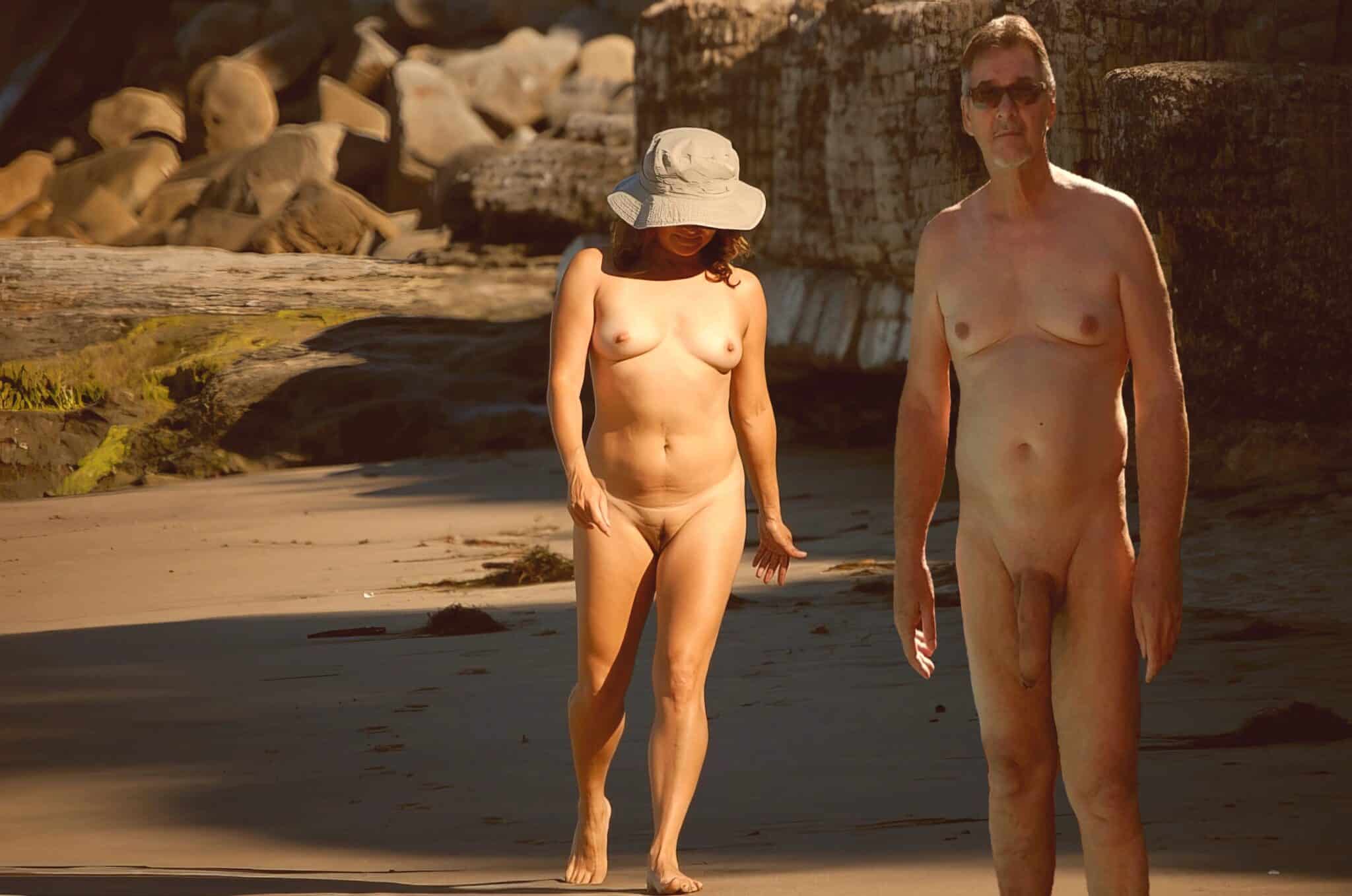 exposing my vagina at the beach - Ric and Andrea Ric and Andrea are nude again.  - Bitch Flashing Pics