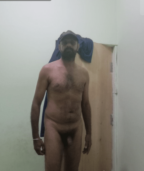 sugermummies large naked nude in kisumu - Exhibitionist on display Nude guy is here again! - Dick Flash Pics