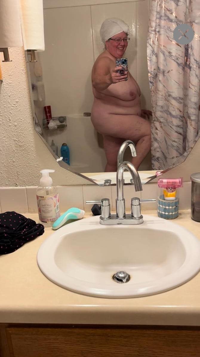 xxx osun state granny pic - Shower posing granny Look, like and repost, please! - Bitch Flashing Pics