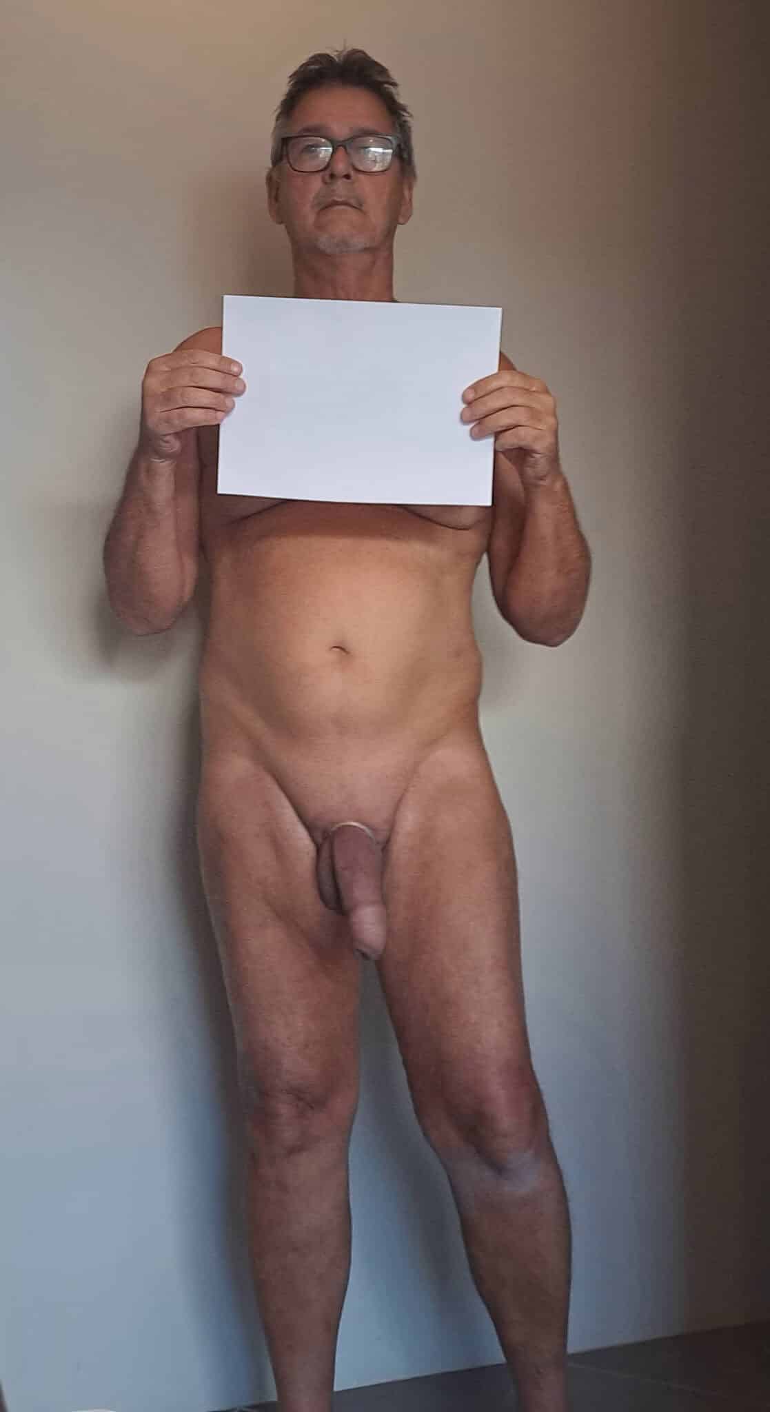 omegle reaction cock - Here is a new cock on display! This guy wanted to be on web – so, here is he (and his cock)! - Dick Flash Pics