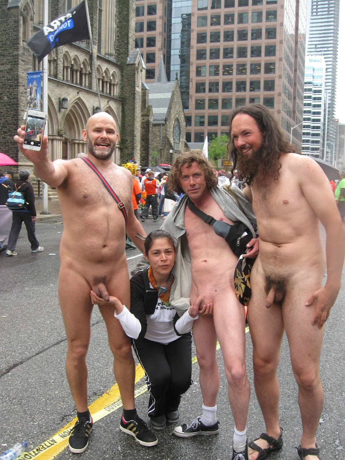 flashing balls dick teaction - Blondie is holding two pairs of balls in public I love them! - Bitch Flashing Pics