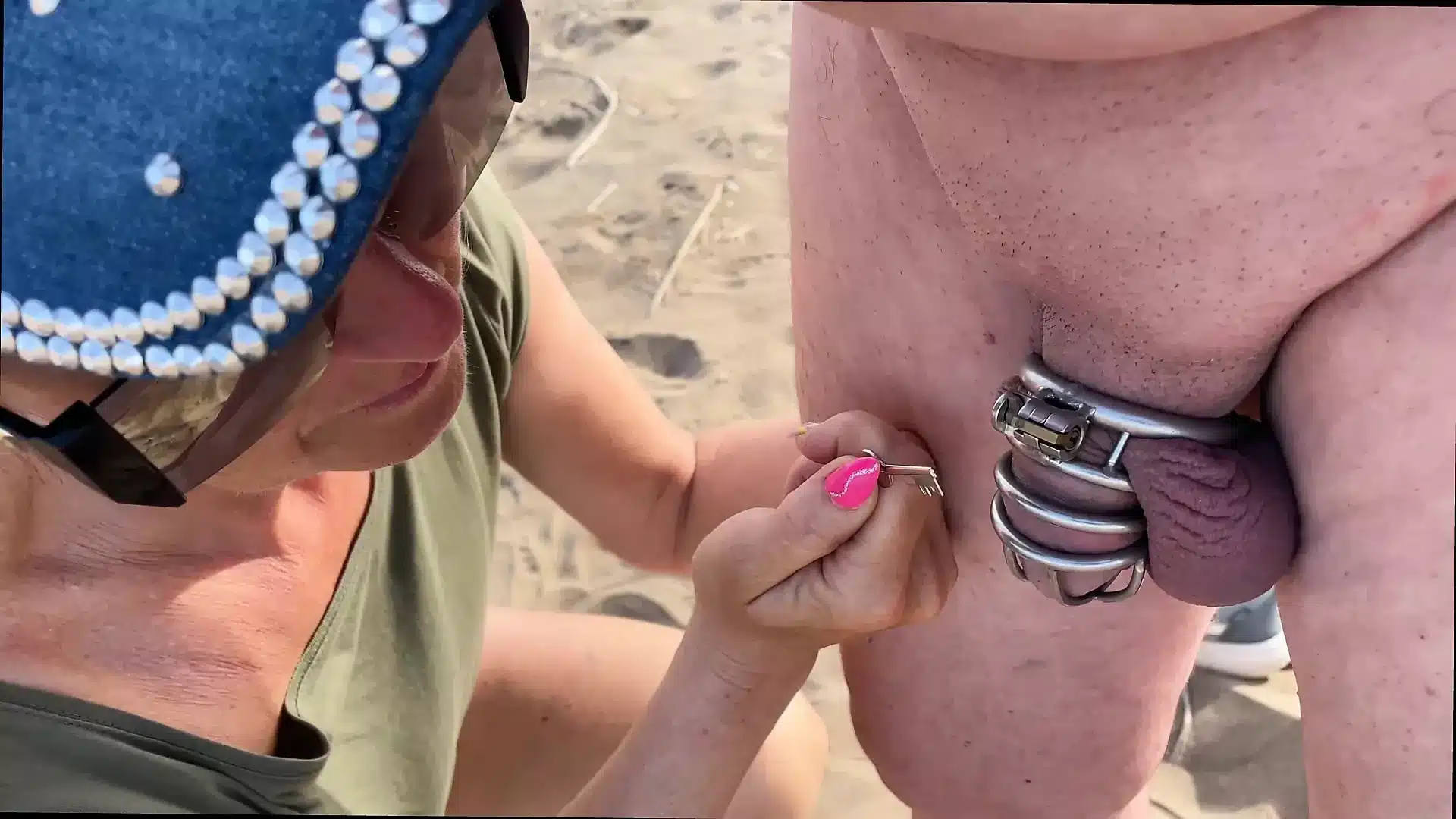 sexxx bilak wow - Wife locked up hubby’s cock on the beach Wow! Juicy as a peach! - Bitch Flashing Pics