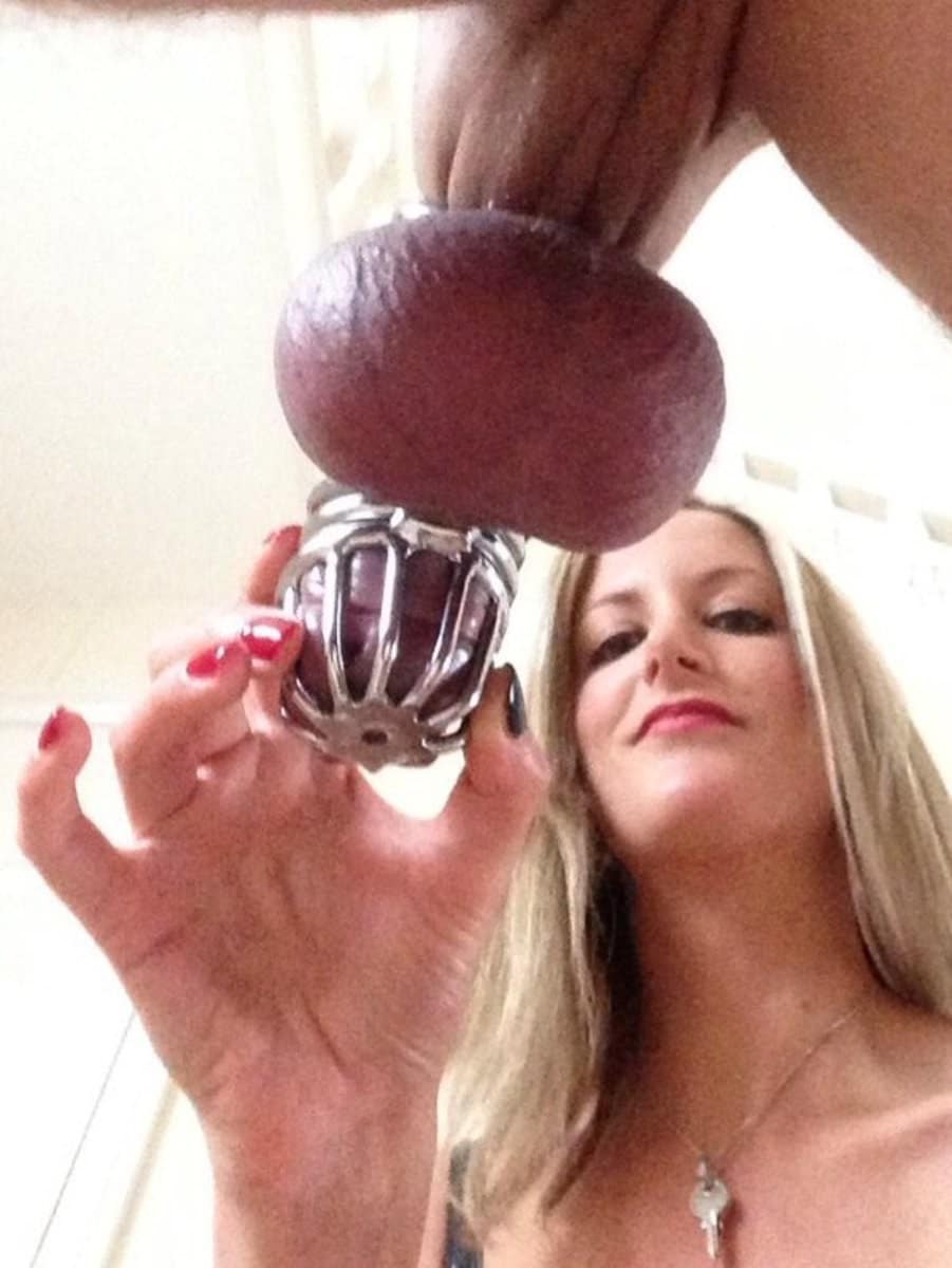 flashing balls dick teaction - Mistress enjoying her locked up cock and bulging balls Who else wants? Hot as hell! - Bitch Flashing Pics