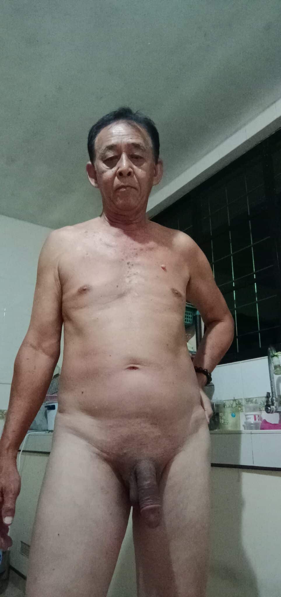 omegle reaction cock - Stripping naked cock in the kitchen This cock is famous! - Dick Flash Pics