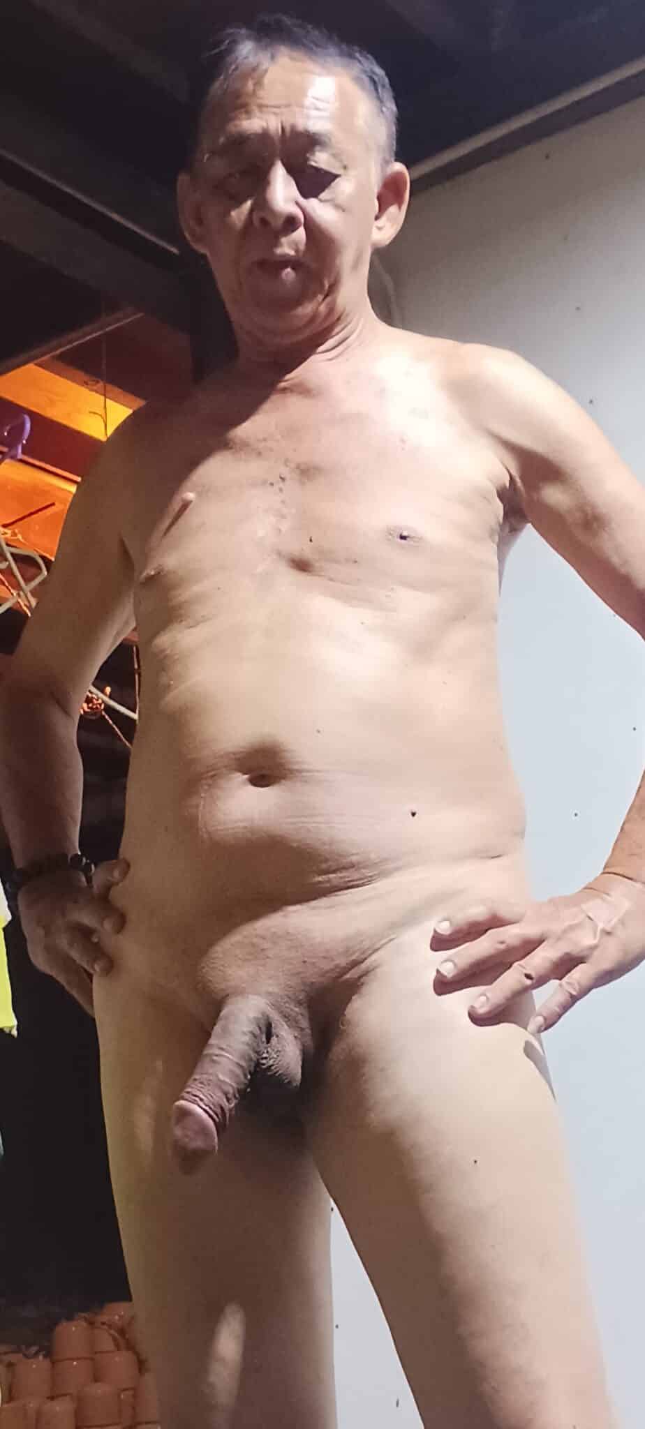 pictures of wearing a pant but dick in pussy - Naked Asian guy is outdoor to make selfie Photos like this drive me crazy! - Dick Flash Pics