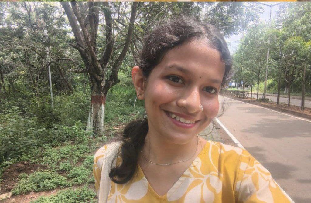 sweet teen nipples - Desi college girl Anushka Das She is hot!!! - Real Amateurs