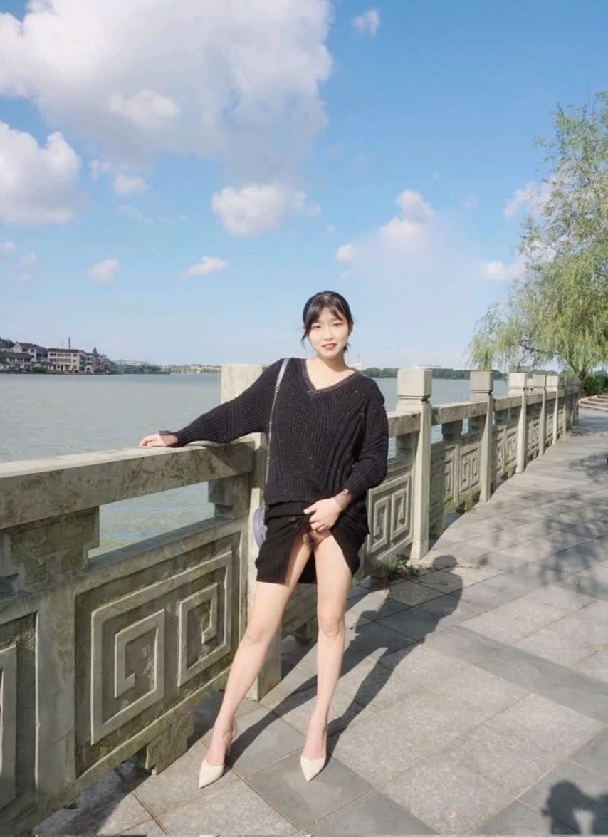 young jb pussy pics - Korean Wife Flashes Her Pussy in Public Korean wife flashes her pussy in public, standing confidently by a waterfront railing, capturing a moment of intimate exposure. - Bitch Flashing Pics