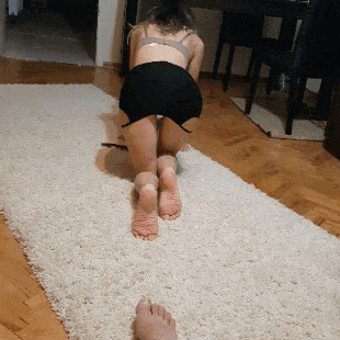 redhead intense facefuck amateur - Afternoon Flash: Amateur Tease on Wooden Floors Amateur model squats on a textured rug, exposing legs and hinting at more in a low-angle shot. Power dynamic evident in deliberate pose and controlled exposure. - Boobs Flash Pics