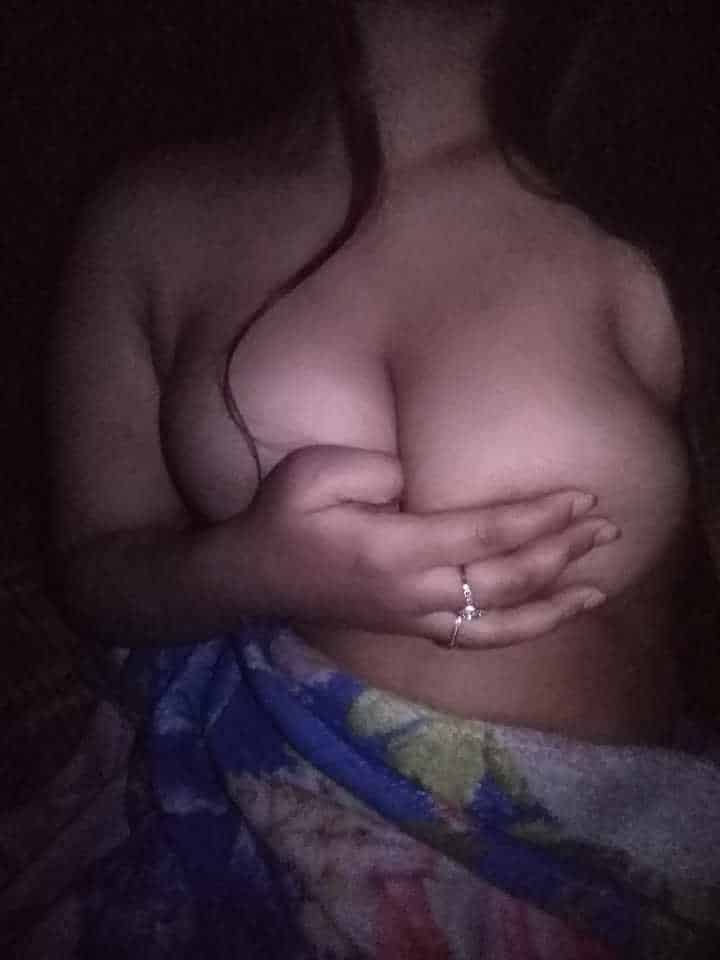 cameltoes pokies stickam - Curvy Goddess Flashes Her Natural Assets A curvy woman flashes her natural assets in a bedroom setting, her chest heaves softly as she rests her hands over her breasts, covered only by patterned fab... - Bitch Flashing Pics