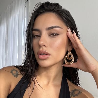 Laura OnlyFans Stepsister