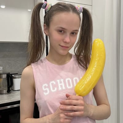 Small Nika onlyfans