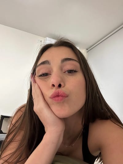 Valentina 18y/o