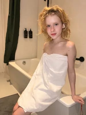 Lill Daisy Young Adult onlyfans