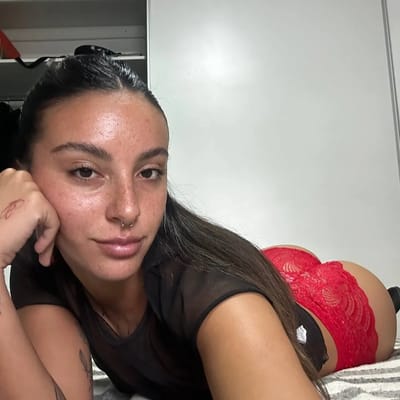 Luna freckled OnlyFans